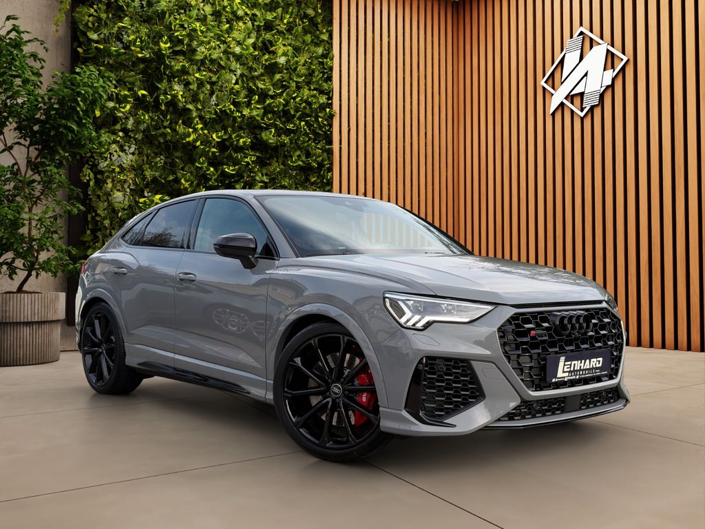 Image of Audi RSQ3
