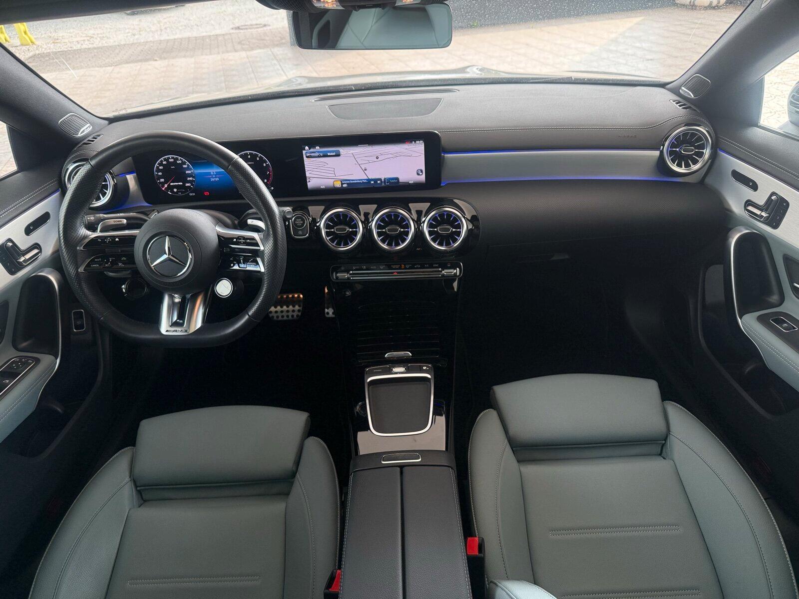 Mercedes-Benz CLA 35 AMG 4M SB Pano.-Dach/Distronic/Kamera/LED