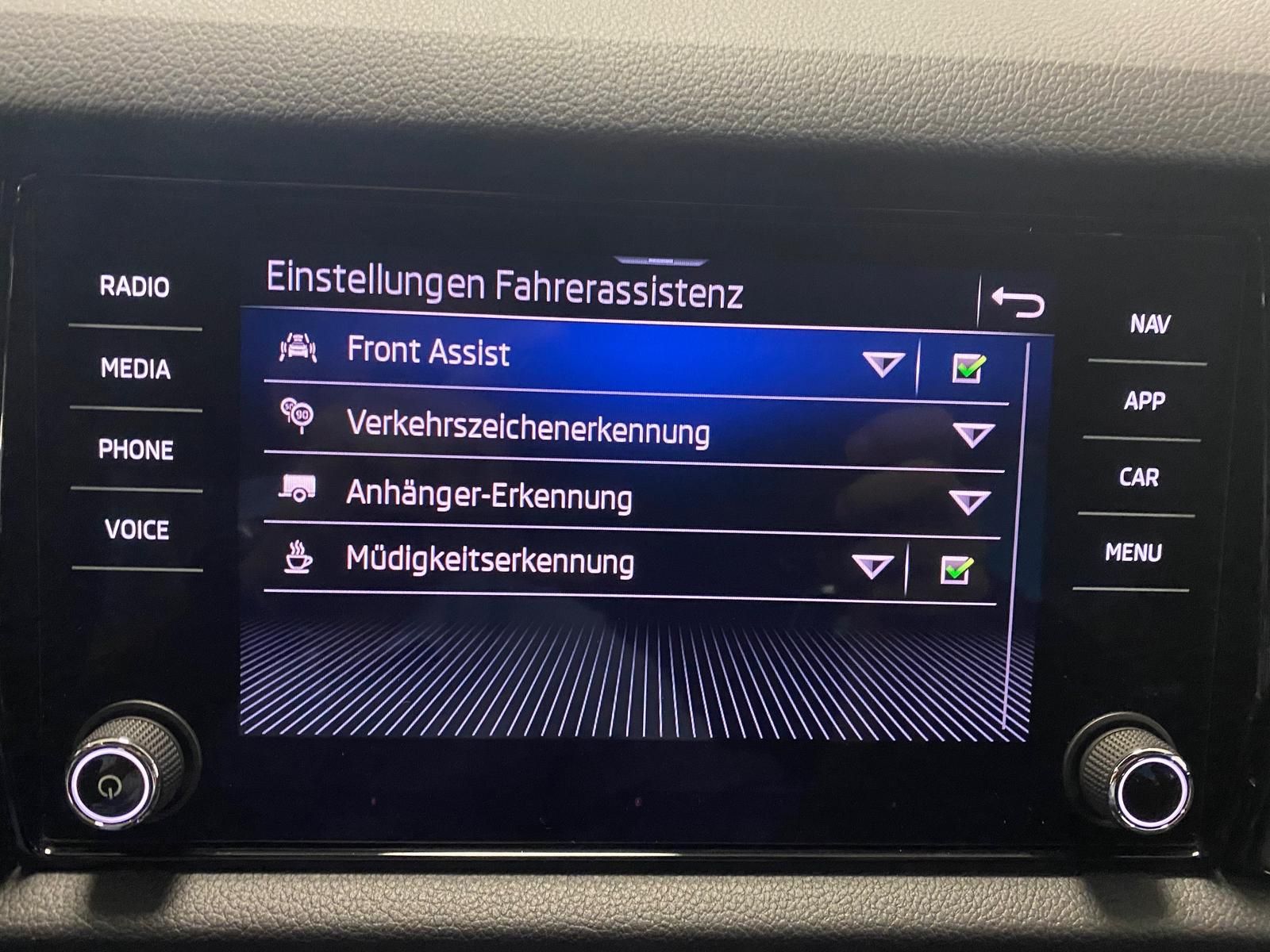 Fahrzeugabbildung SKODA Kodiaq 2.0 TDI DSG Sportline AHK+APP+STANDHEIZUN