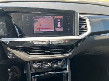 Opel Grandland GSe 1.6 PlugIn Hybrid 4 AHK Matrix-LED