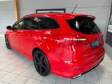 Ford Focus Turnier Sport/ST-Line/SHZ/Lenkr.hz./XENON - Ford Focus: Rot