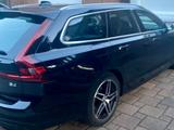 Volvo V90 B4 Momentum Pro Geartronic Momentum Pro - gebrauchte Volvo V90 aus dem Jahr 2020