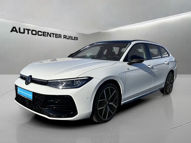 VW Passat Variant R-line Signature Head-up AHK