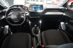 Fahrzeugabbildung Peugeot 208 1.2 ACTICE PACK NAVI/LED/SHZ/SPORT/TEMP./DAB