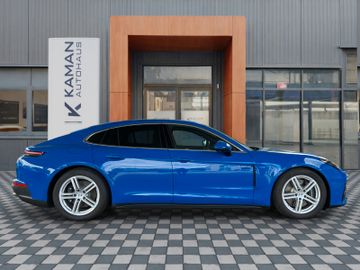 Porsche Panamera - 1