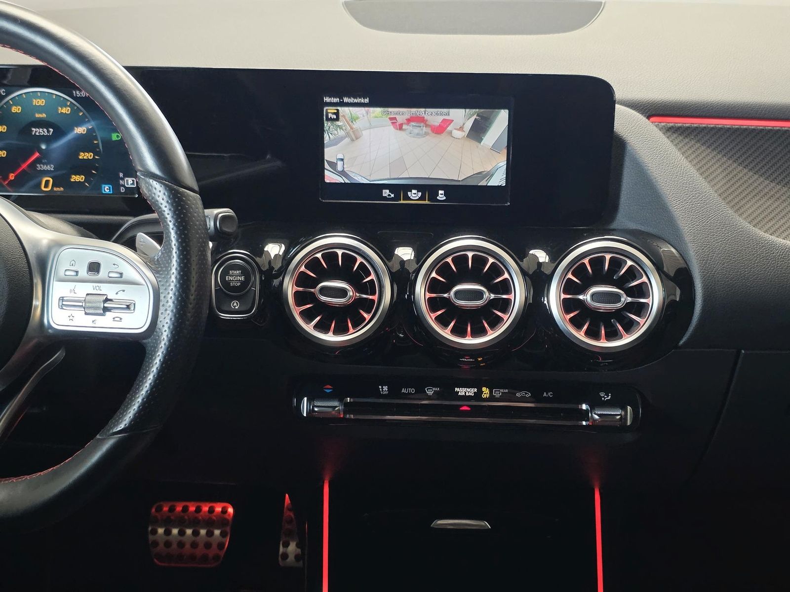 Fahrzeugabbildung Mercedes-Benz GLA 200 AMG Automatik/Nightpaket/LED/VZE/DAB/CAM