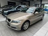 BMW 318 3 Touring 318 i - BMW 318 aus 2012: 318i