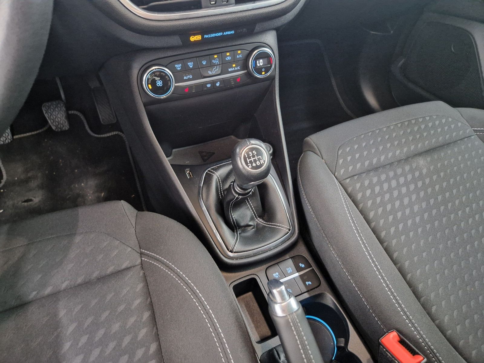 FORD Fiesta  1.0 EcoBoost MHEV Titanium – Bild 21
