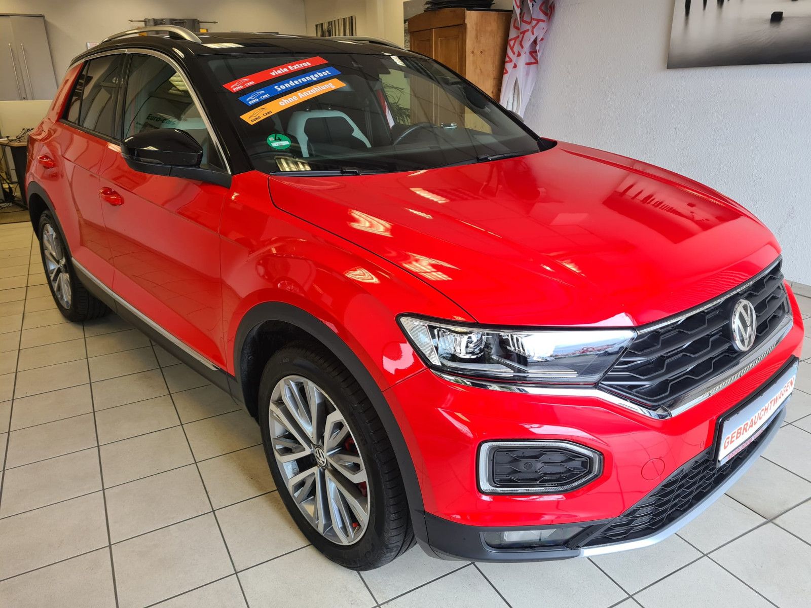Fahrzeugabbildung Volkswagen T-Roc Sport 4Motion / NAVI / LED / KAMERA