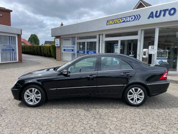 Fahrzeugabbildung Mercedes-Benz C 180 K Lim. Elegance Klimaautom./Tempomat/GJR