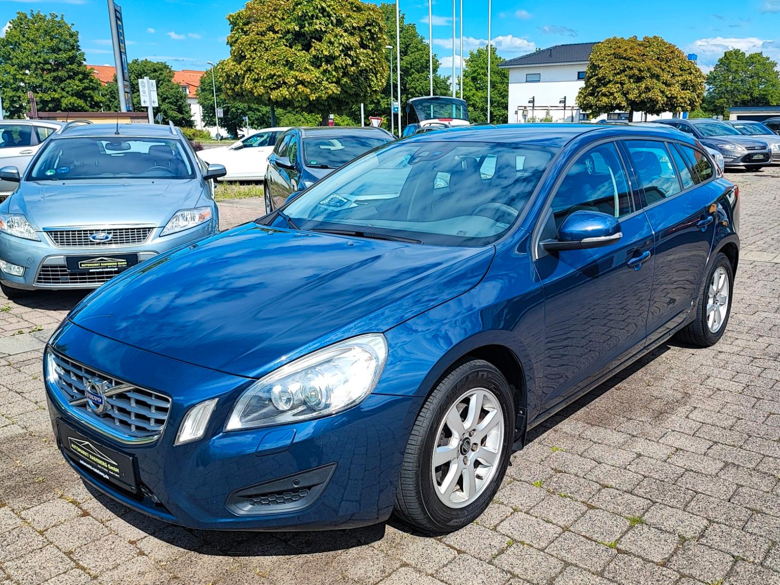 Volvo V60 aus 1.Hd, kompl. Volvo-Scheckheft, Garantie