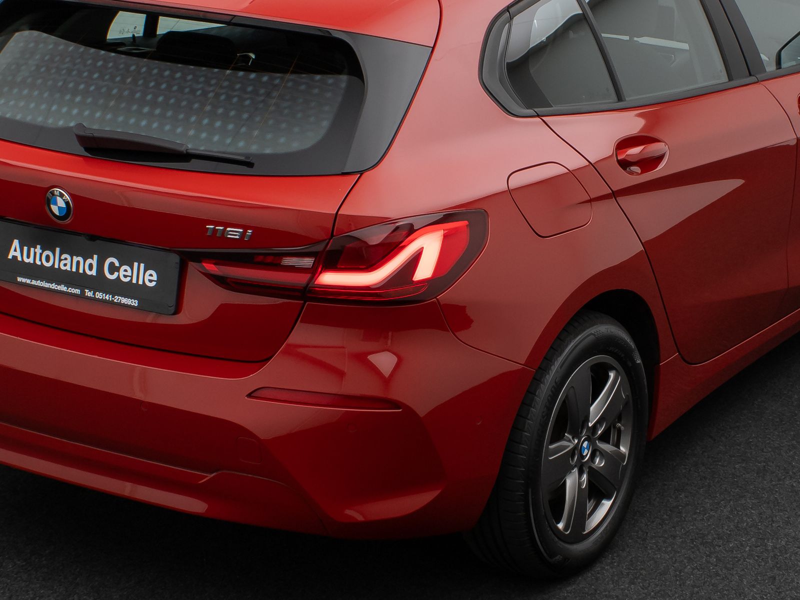 Fahrzeugabbildung BMW 118i GeschwindigReg Kamera DAB FernlichtAss LED