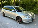 Toyota avensis 2.2 D-CAT EXPORT - Toyota Avensis in Stuttgart