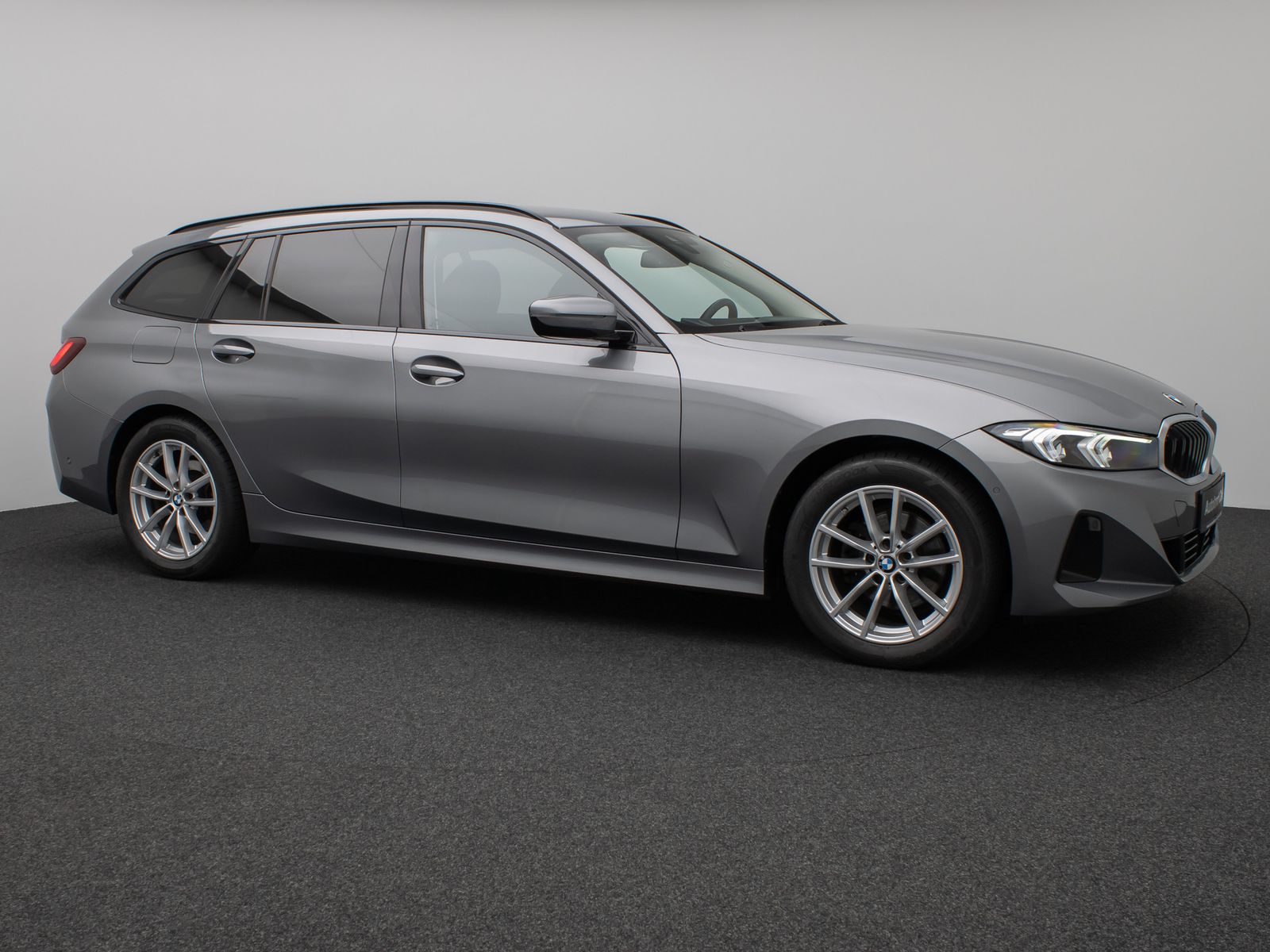 Fahrzeugabbildung BMW 320d Kamera DAB HiFi Fernlichtassist Stop&Go LED