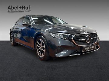 Mercedes E 200 - 6