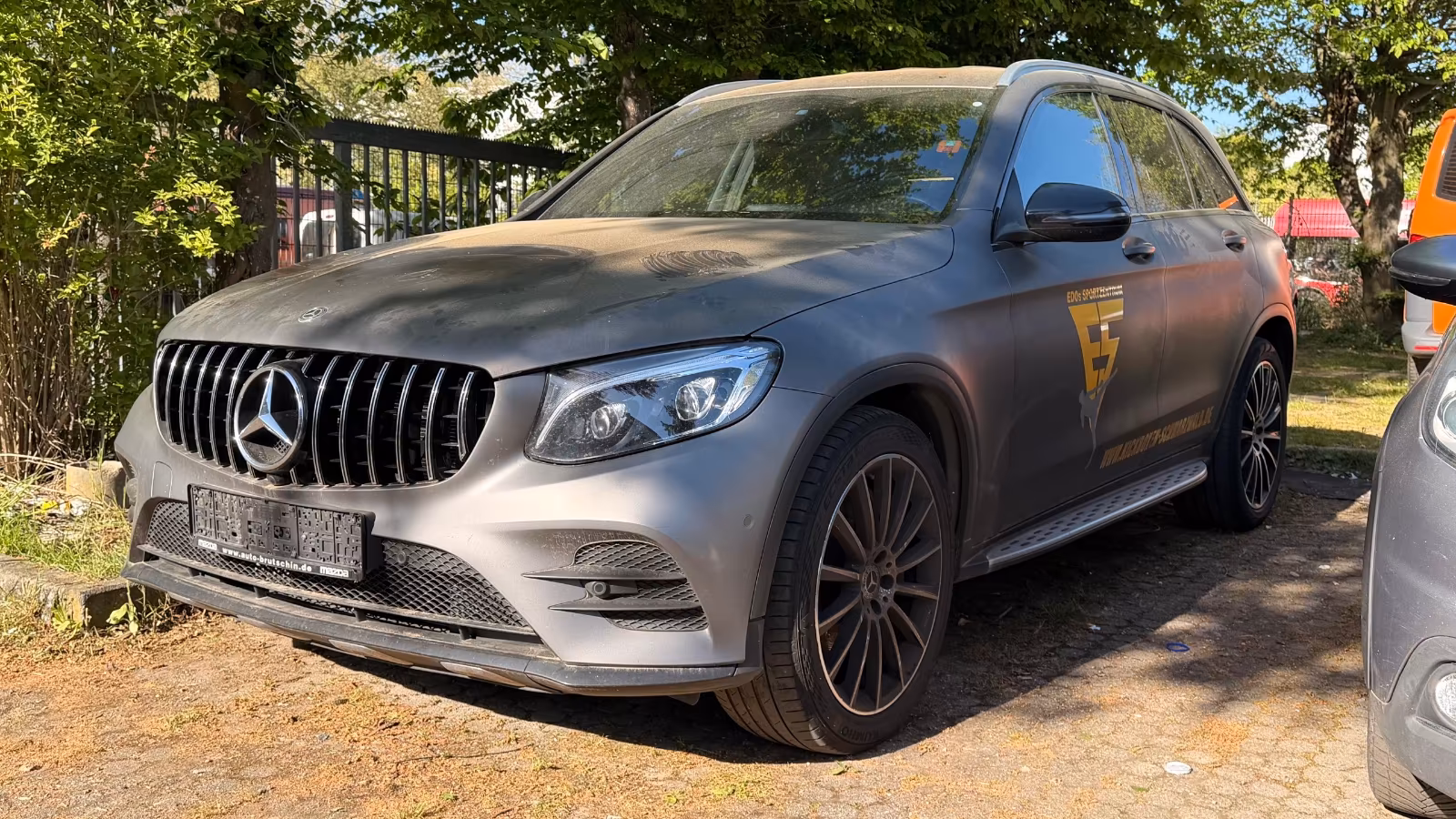 Mercedes-Benz GLC 350 d 4Matic AMG-Line/1.Hand/Navi/Ambien.