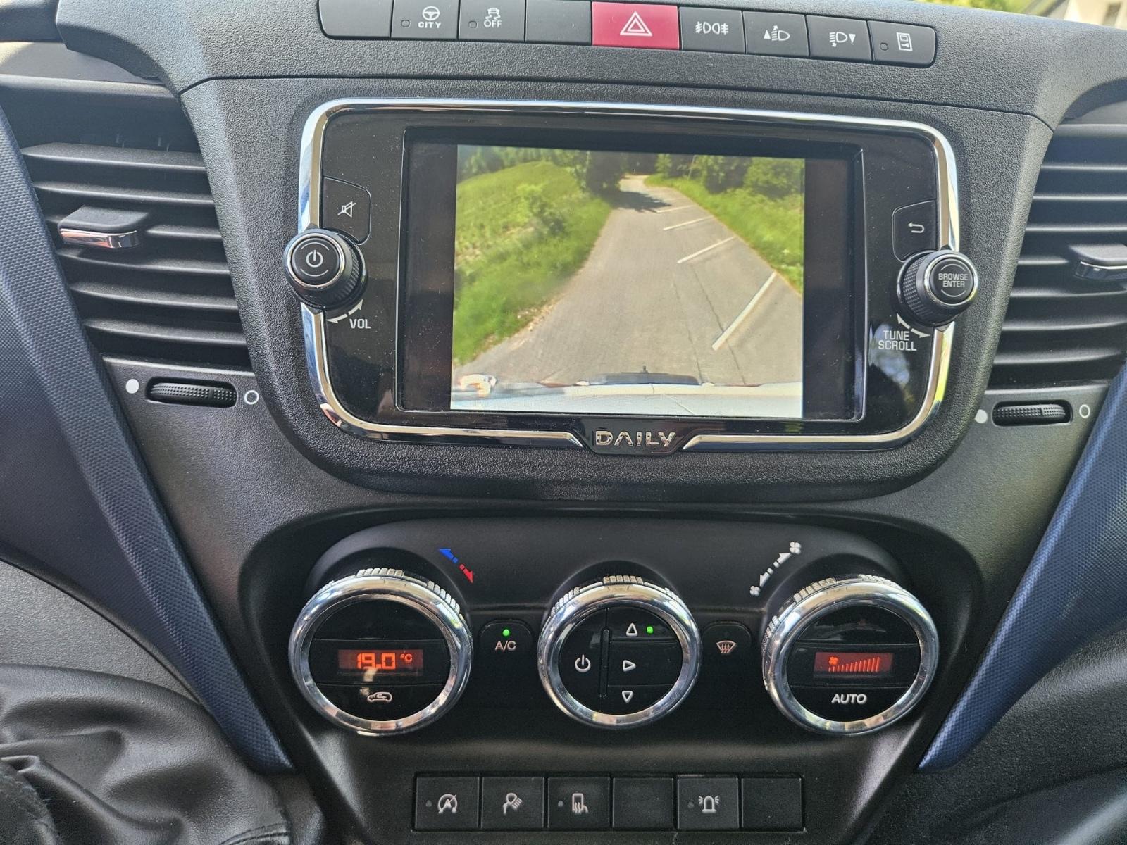 Iveco Daily Mixto Automatik AHK 3,5t LED Kamera Tempom