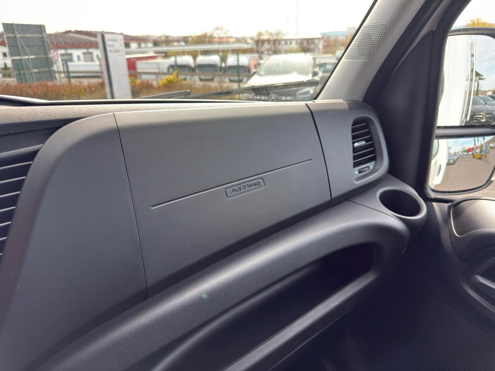 Fahrzeugabbildung Iveco Daily 35S16 A8 *R4.100mm*Automatik*Kamera*JUNGE*