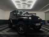 Jeep Wrangler Unlimited Sport AHK LED Höherlegung - Jeep Wrangler mit Diesel-Antrieb: Sport