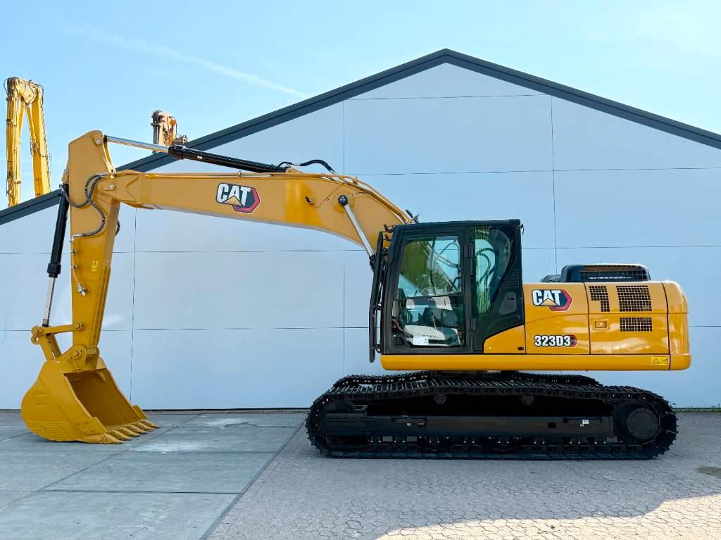 CAT 323D3 *2025 Model* - New / Unused / Hammer Lines