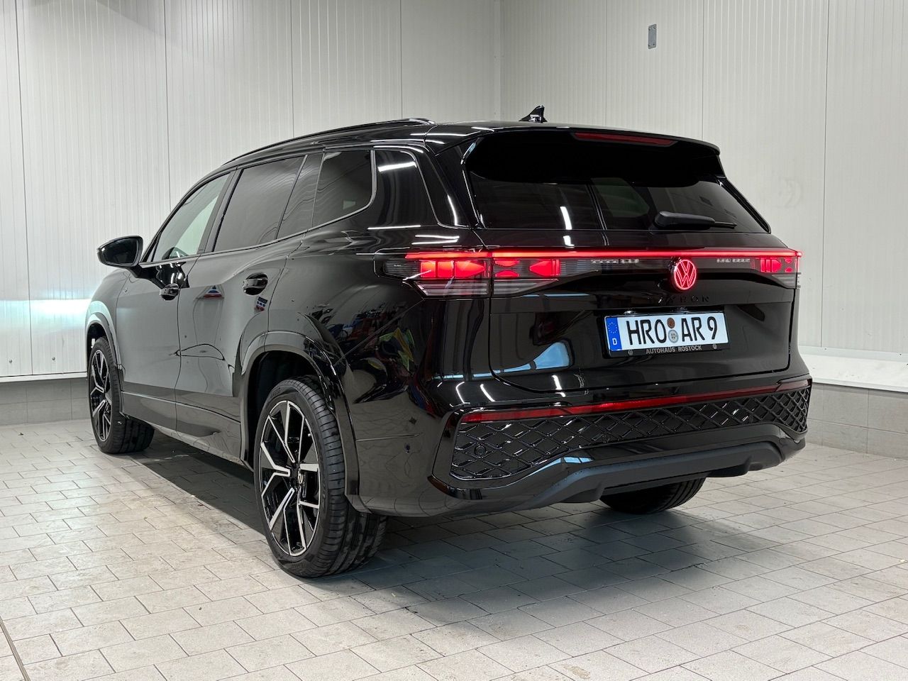 Tayron R-Line 2.0 TDI 4Motion PANO IQ.LIGHT