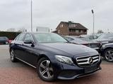 Mercedes-Benz E 220d Limousine | WIDESCREEN | AUTOMATIK | HUD - blaue Mercedes-Benz E 220