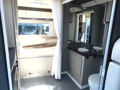 Across Aero 689 CDH | *Rollstuhlgerecht*mit hydr.Lift