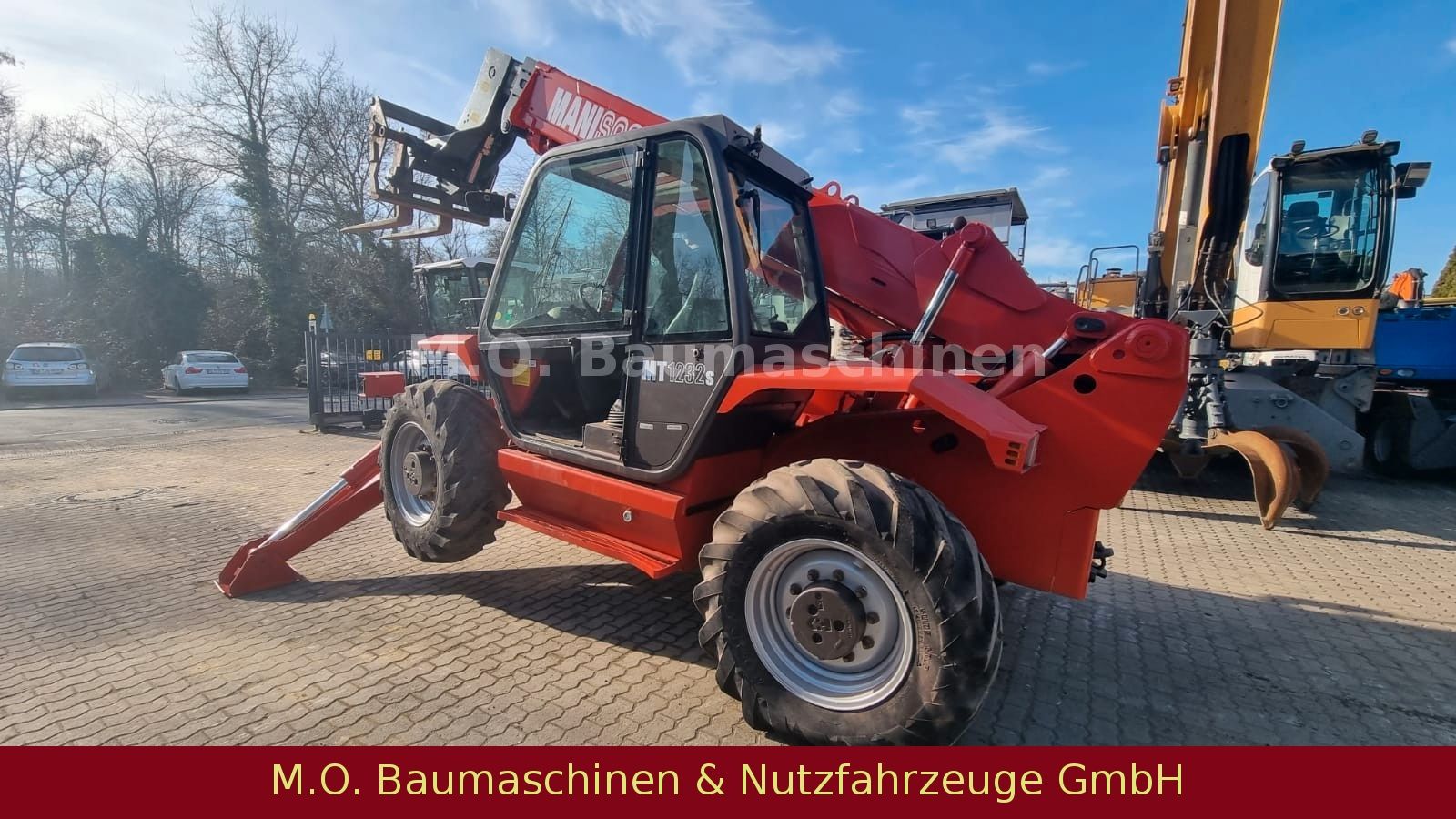 Fahrzeugabbildung Manitou MT 1232 S / SW / Gabel / 12 m / 3,2 t /