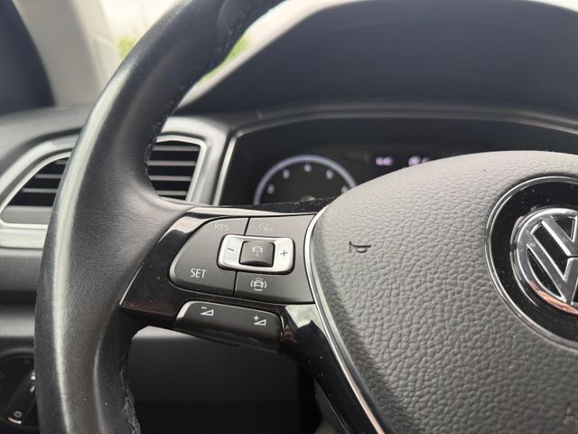 T-Roc IQ.DRIVE 1.5 TSI DSG AHK-abnehmbar Navi Ap