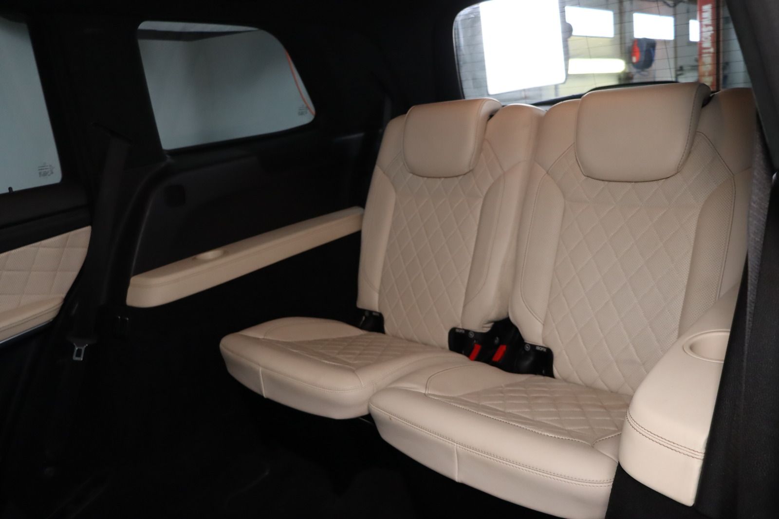 Fahrzeugabbildung Mercedes-Benz GL 350 d 4Matic DIS FOND Desingno Pano * 7. Sitz
