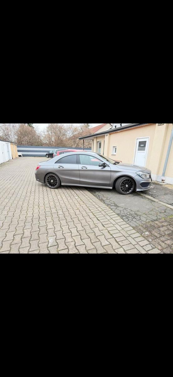 Mercedes-Benz CLA 220