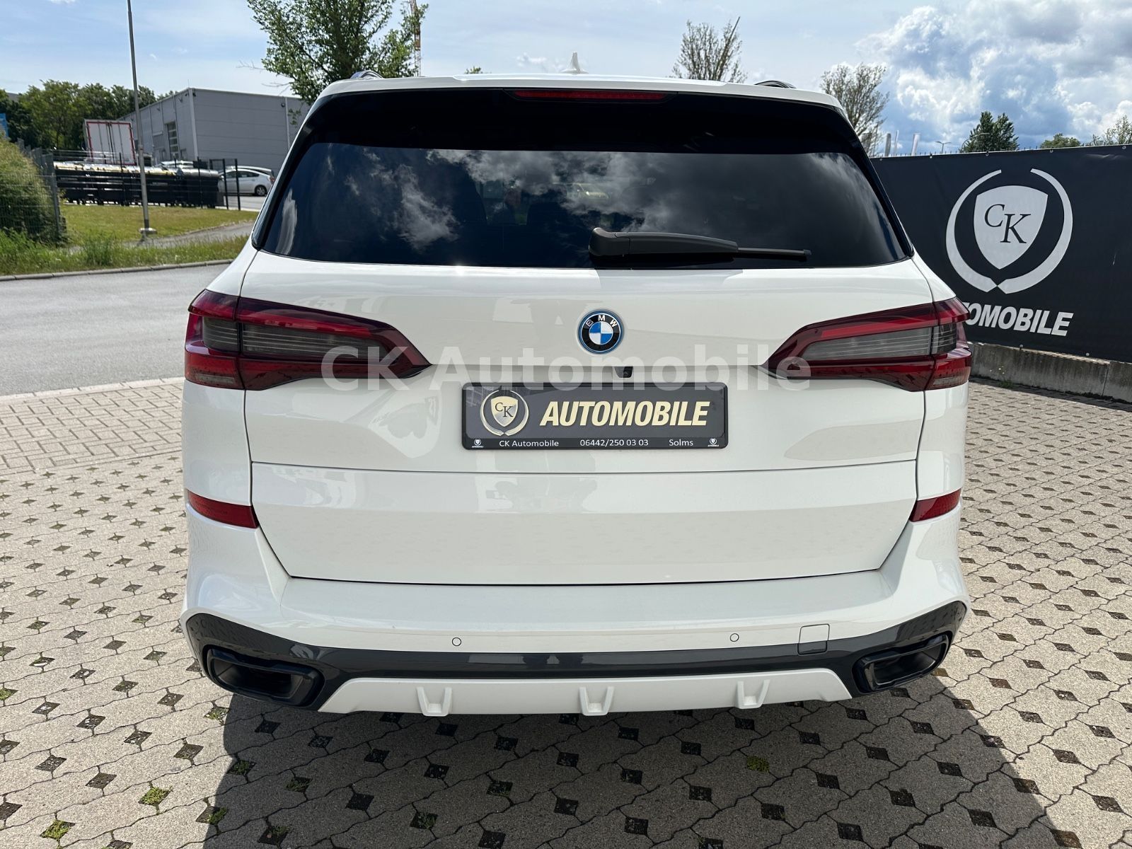 Fahrzeugabbildung BMW X5 xDrive 45 e M Sport/Pano/Laser/Kam360°/AHK