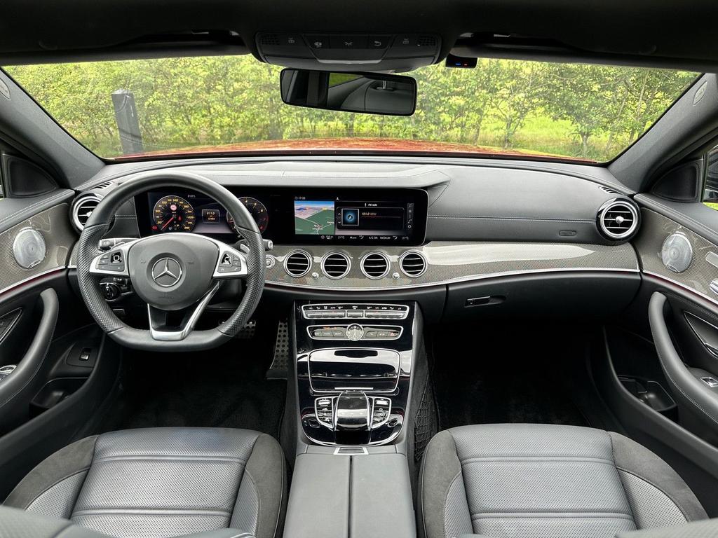 Mercedes-Benz E 43 AMG