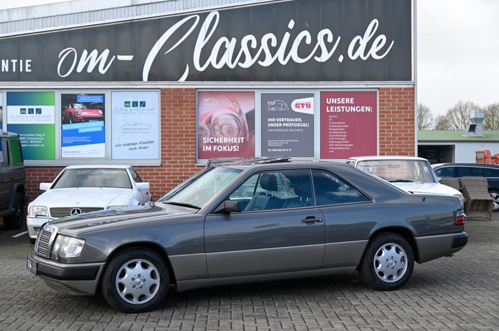 Mercedes-Benz CE 300