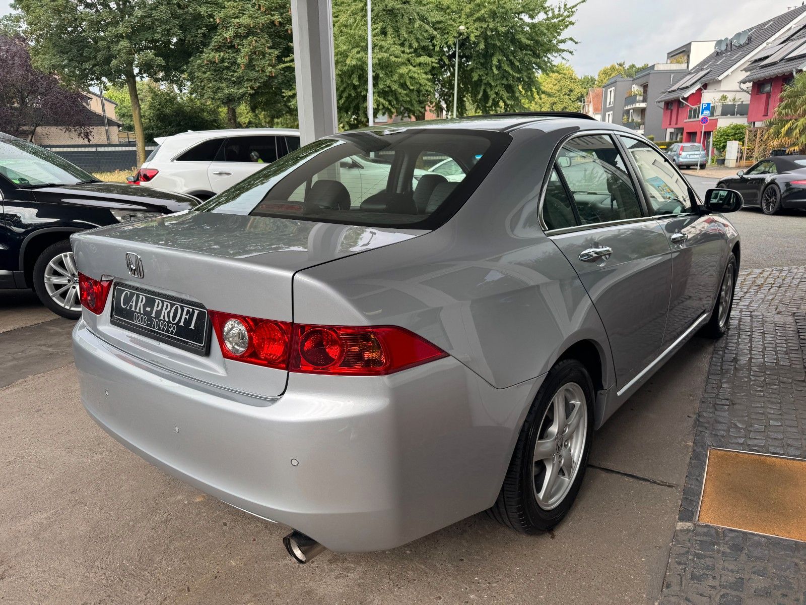 Fahrzeugabbildung Honda Accord Lim. 2.0 Executive Autom. Klimaaut./Leder
