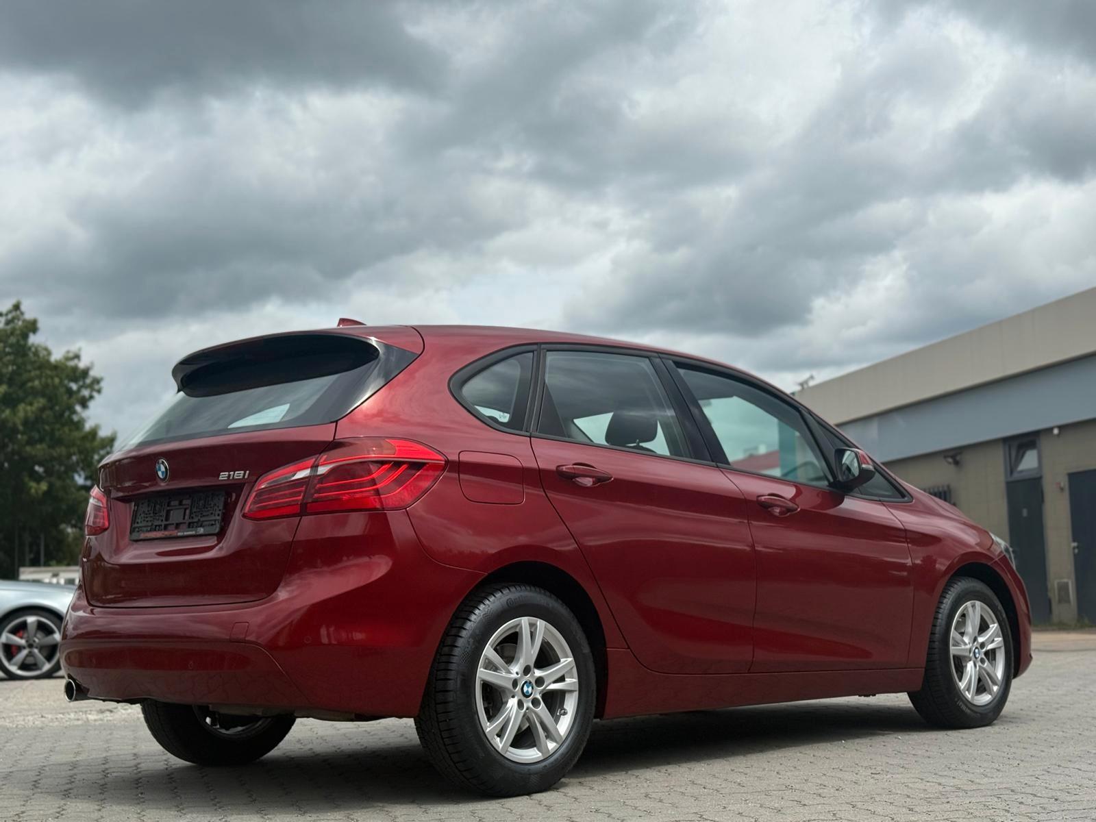 BMW 218i Active Tourer*BMW-SCHECKHEFTGEPFLEGT*