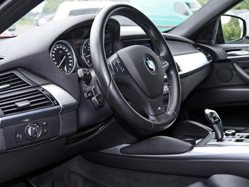 BMW X6 M50 D CHAUFFAGE STATIONNAIRE CLIMATISATION AUTO LED | 381 ch | 4X4 | HAYON ÉLECTRIQUE | TOIT OUVRANT | VOLANT EN CUIR