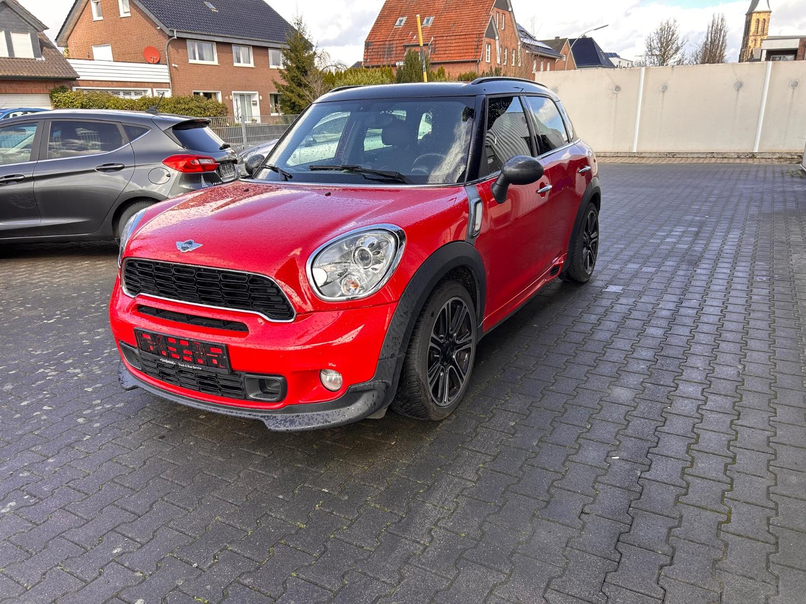 MINI John Cooper Works Countryman