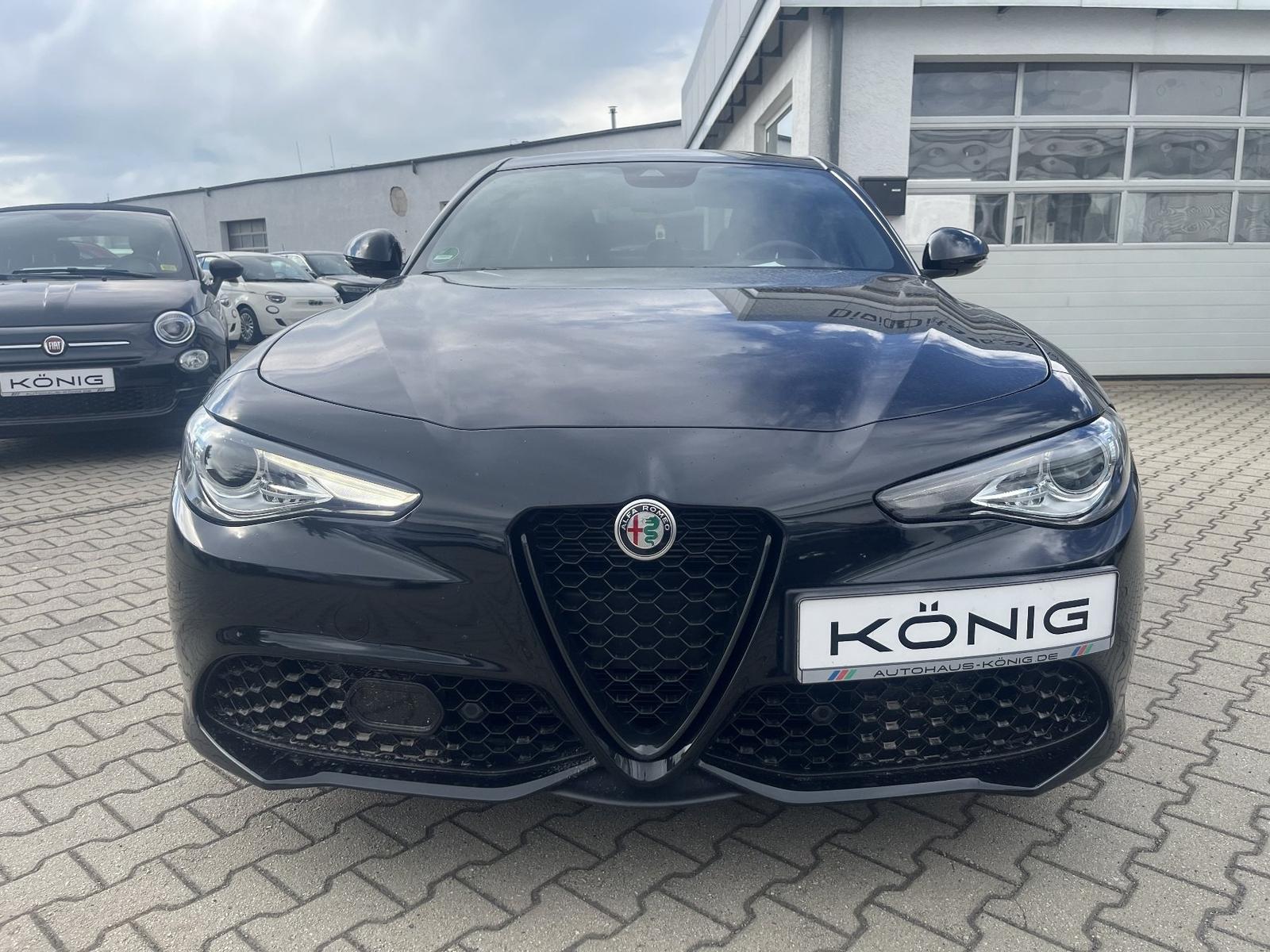 Alfa Romeo Giulia Sprint 2.0 Turbo 16V 200PS AT8