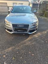 Audi A4 2.0 TFSI 132kW S line S line - Audi A4 aus 2010: Line