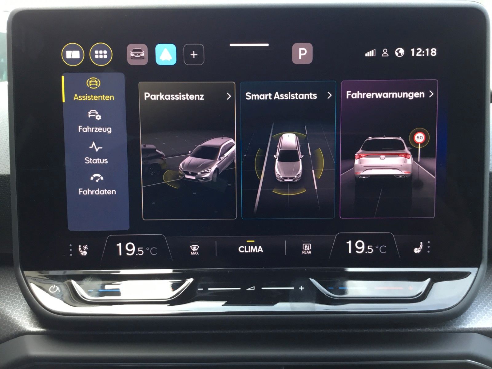 Fahrzeugabbildung SEAT Leon 1.5 eTSI Style DSG Sportstourer+LED+ACC+AHK