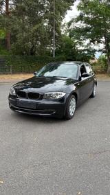 BMW 1er E87 116i - 3. Hd TÜV 04.28 Gepflegt N.R - BMW mit Benzin-Antrieb: Limousine, 3.0