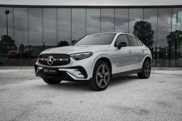 MERCEDES-BENZ GLC 300 e Coupé AMG Pano Burmester Memory