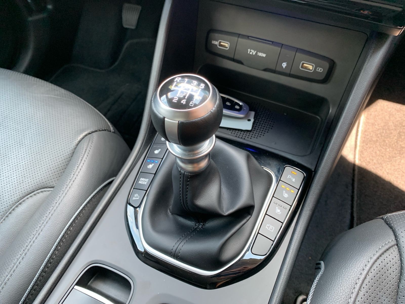 Fahrzeugabbildung Hyundai TUCSON 1.6 T-GDI Prime Mild-Hybrid ECS Sicherhei