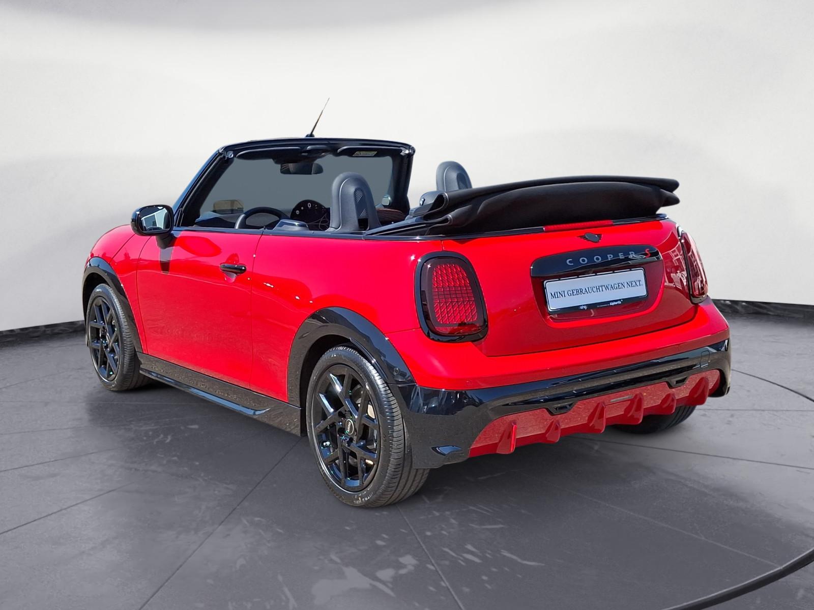 MINI COOPER S Cabrio JCW Trim Steptronic Paket M Driv