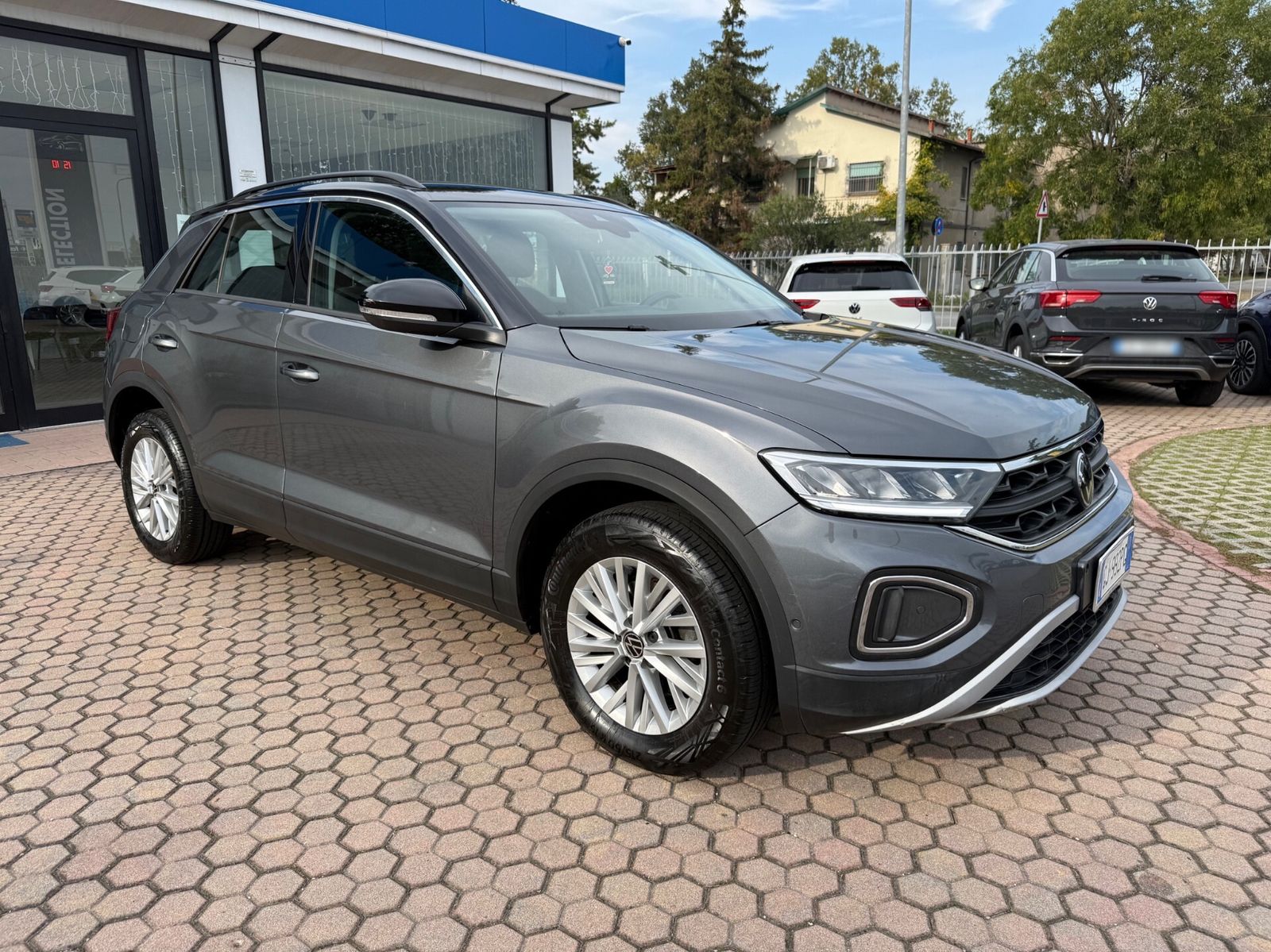Volkswagen T-Roc 1.5 TSI ACT DSG LIFE BlueMotion Technology imagem 2