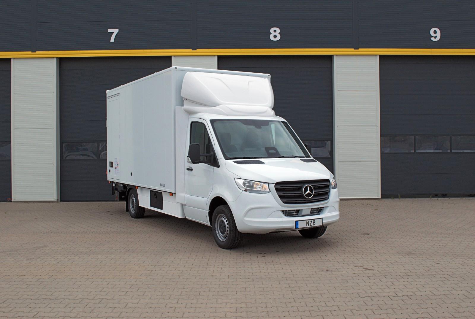 Mercedes-Benz Sprinter 315 CDI Koffer SOFORT * AHK/LBW/MBUX