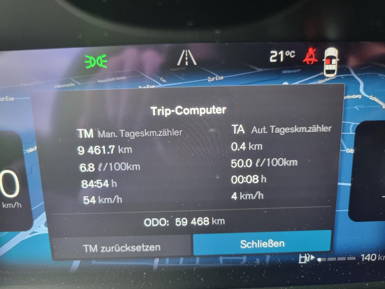 Fahrzeugabbildung Volvo XC60 B4 Diesel AWD Plus Dark 'AHK'