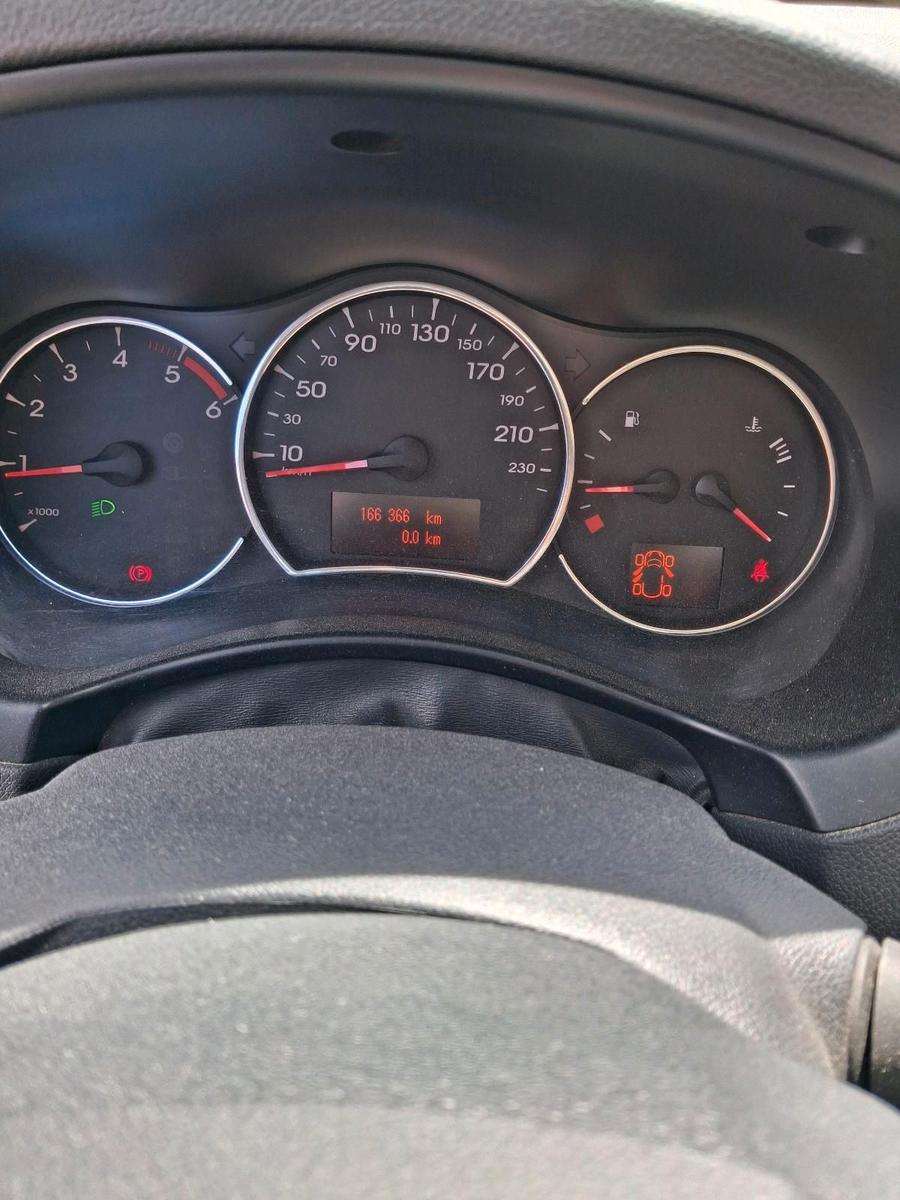 Renault Koleos 2010 — photo 6