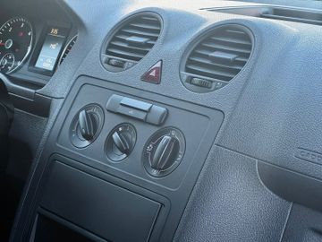 Volkswagen Caddy - 10